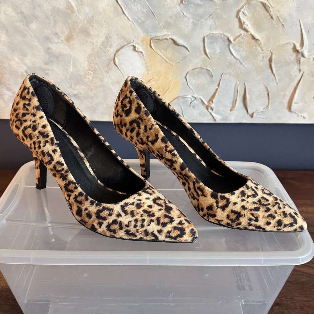 Qupid | Leopard Print | Pump | Heels | Size 7 | Slip-On Mid Heel Party Shoes